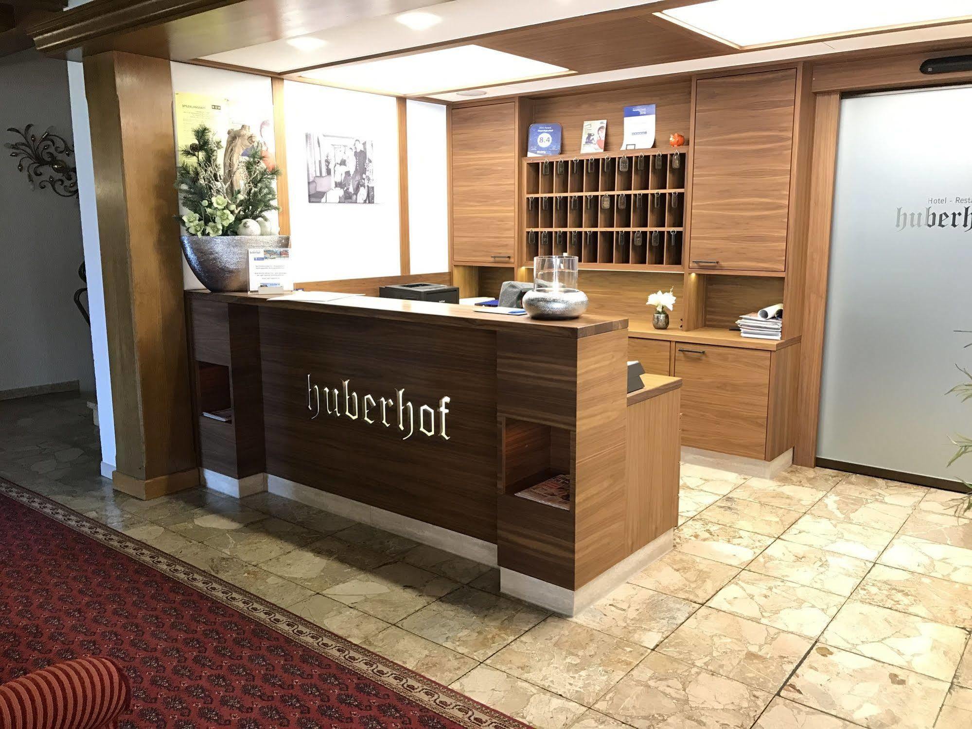 Hotel Huberhof インスブルック エクステリア 写真